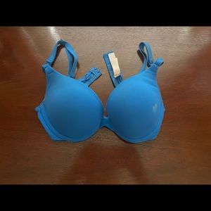 Victoria’s Secret Pink Wear Everywhere Push-up Bra